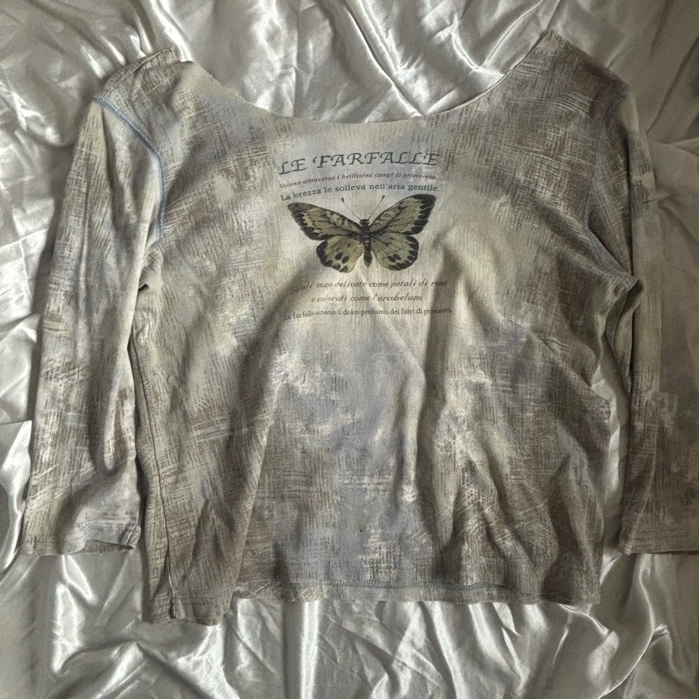 Le Farfalle Graphic Butterfly Top